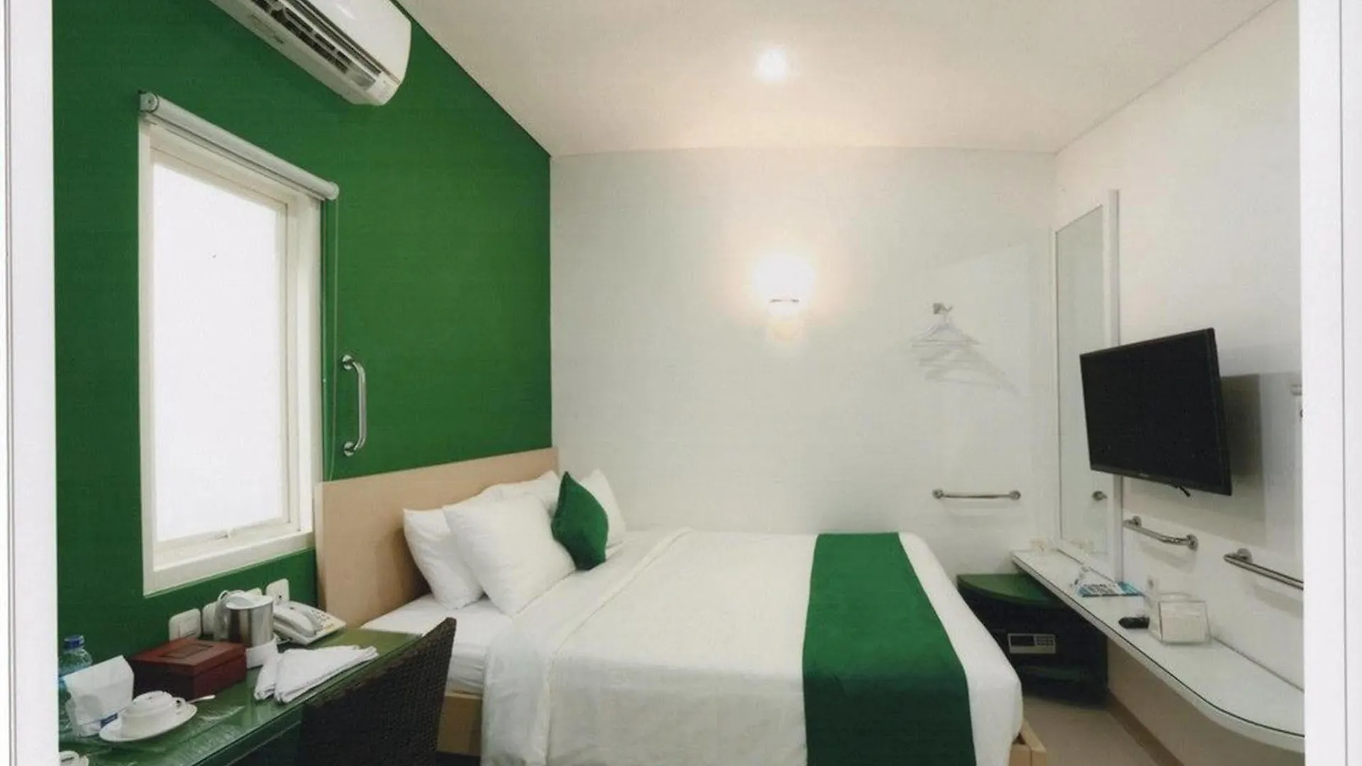 Ara Inn Bed And Breakfast By Ecommerceloka Kuta  2*, Kuta (Bali)
